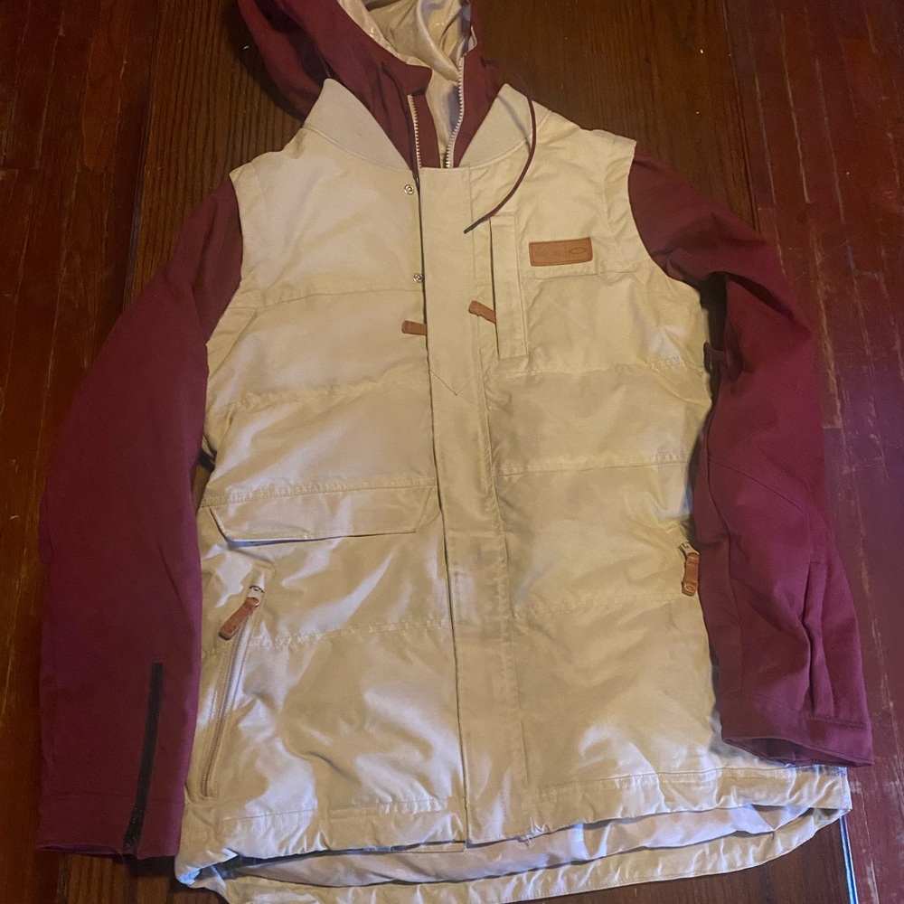 Women’s Oakley jacket size medium